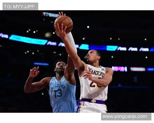 NBA骑士与灰熊精彩对决直播全程回顾与分析